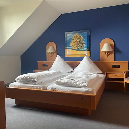 Berghof Hotel Nieheim Eksteriør billede